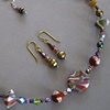 OLIVE & RUST ON CREAM
SHORT BEAD SET