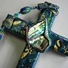 PAUA SHELL BUTTERFLY
COLLAGE CROSS CLOSE UP VIEW