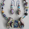 WHIRLS & SWIRLS 
BEADED NECKLACE SET
MULTI VIEWS
