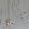 VARIETY OF SINGLE PEARLS ON CHAINS