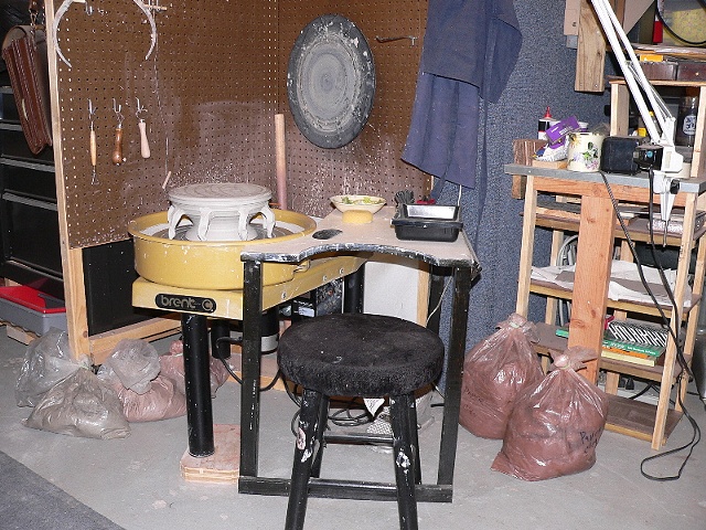 Throwing station