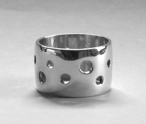 Dot To Dot Ring