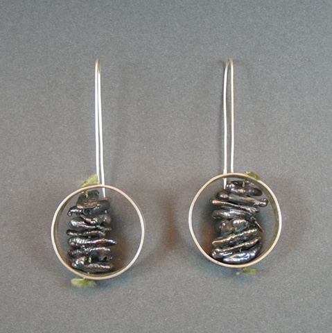 Black Pearl Earrings