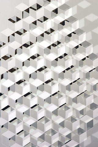 Shift (with mirror), detail shot