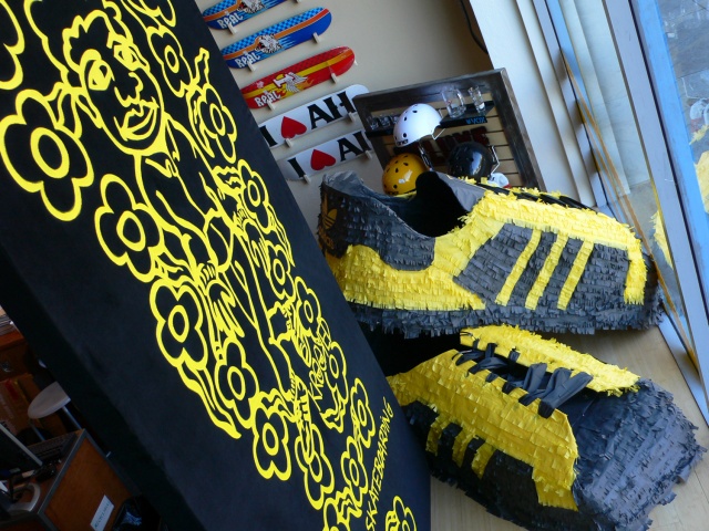 Mark Gonzales/Krooked/Adidas Skateboarding velvet reproduction
