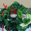 Detail, (salad with flying beers)
