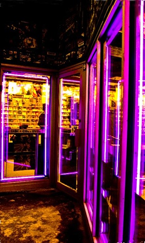 Purplr Lights on Osborne 