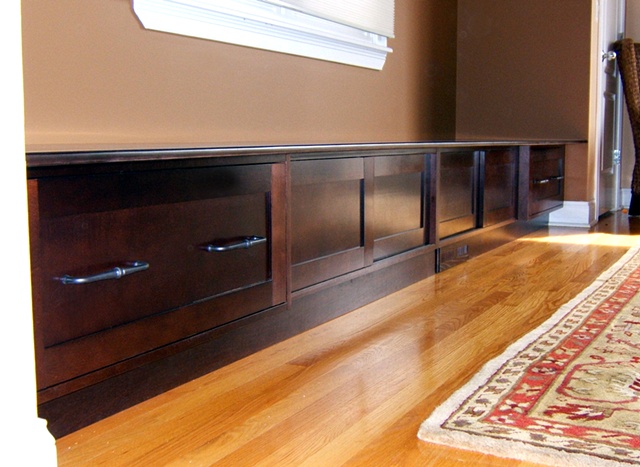 Window Seat in Maple