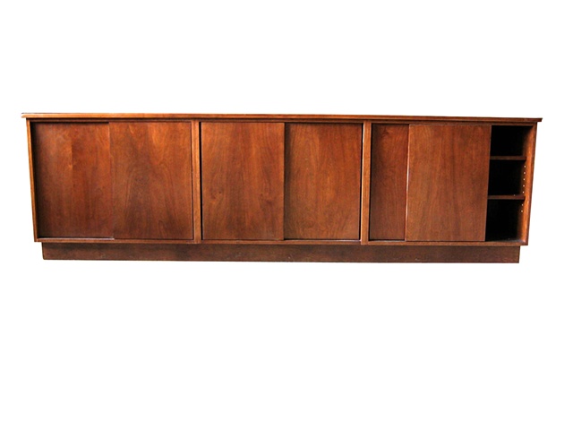 Buffet with Sliding Doors
