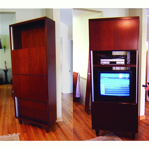 TV Cabinet with Sliding Door
