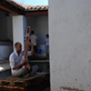 Project Flying Carpet Belalc&aacute;zar, workshop performance at llavaderos (ancient laundry room)
photography: Rosana Cam&aacute;ra