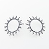 Silver Spikes
Round - M
