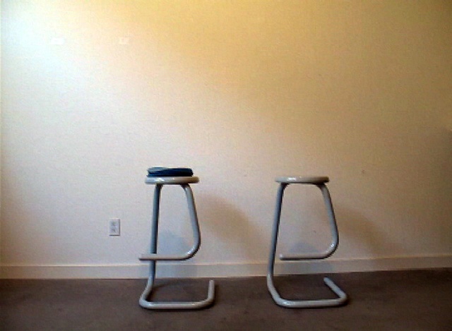 16050709 (video) � force of habit
[video still]