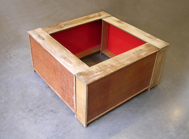 19.5383808 (wood, paint)