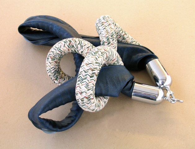 8.51106 (stanchion rope, table)
