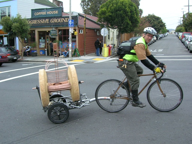 heading to Lincart Gallery