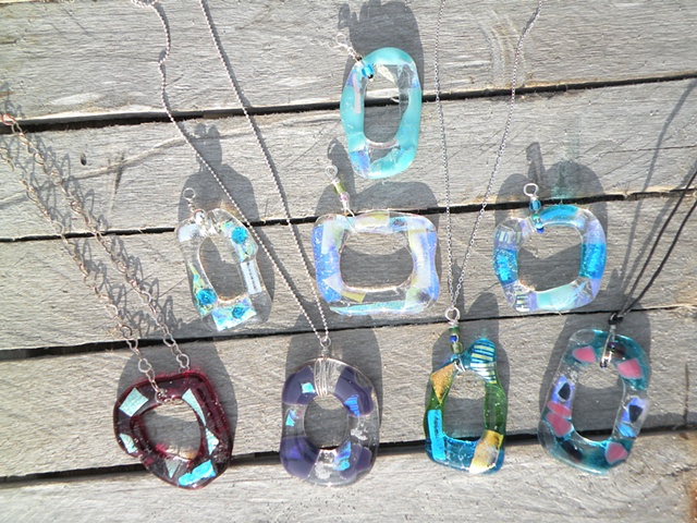 Gorgeous Ring Shaped Focal Pendant