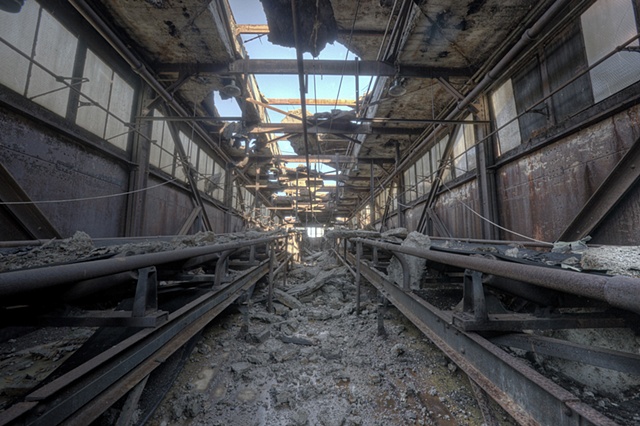 urban decay photography urbex beautiful transformers power plant philadelphia